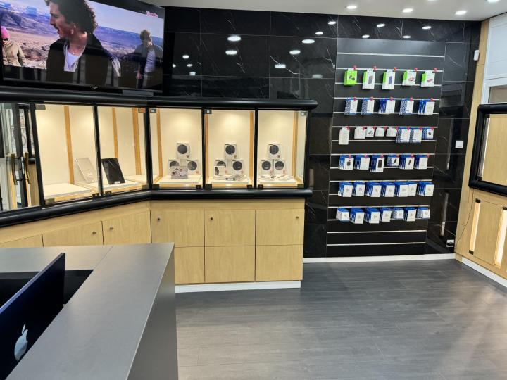 Réparation téléphones, Avenue Alfred Borriglione, Nice